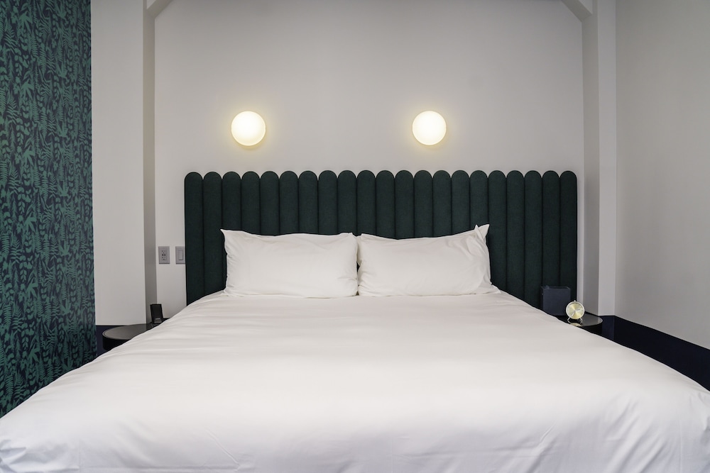 Room, 1 King Bed, Accessible (Accessible King Bedroom)