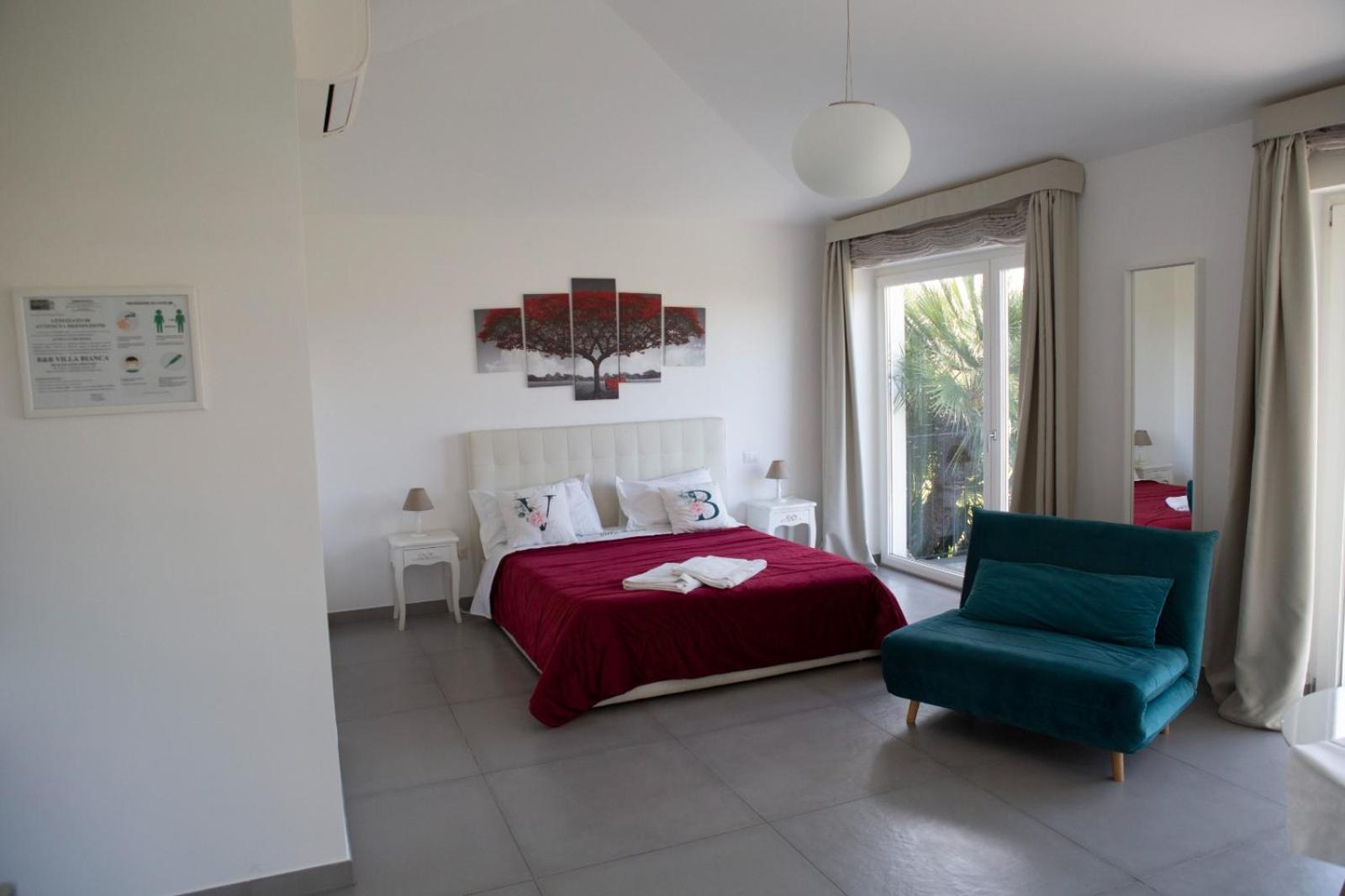 Suite with Garden View