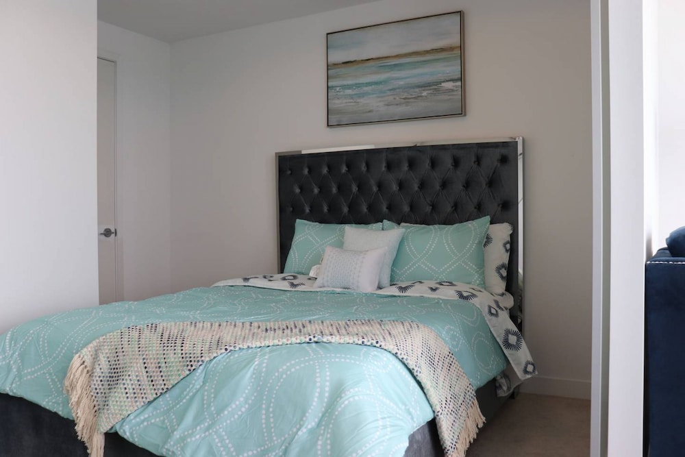 Business Apartment, 1 Queen Bed with Sofa bed, Accessible