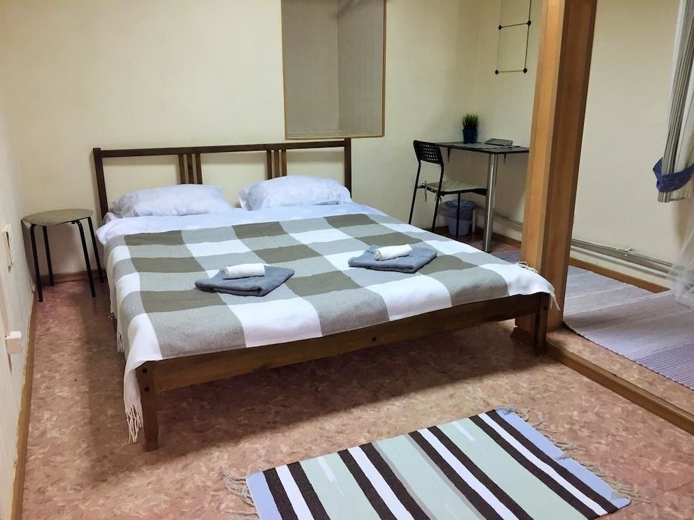Double Room, 1 Queen Bed