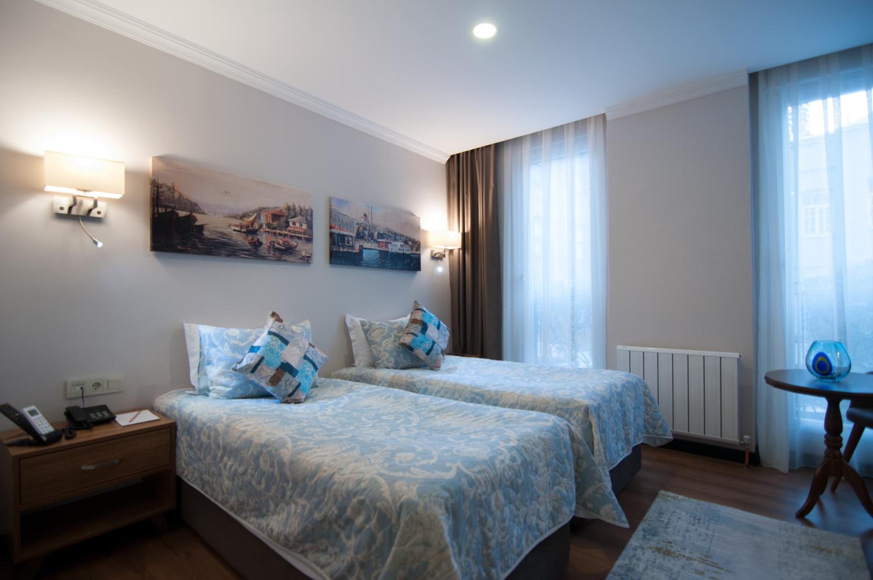 Superior Queen Room with Two Queen Beds