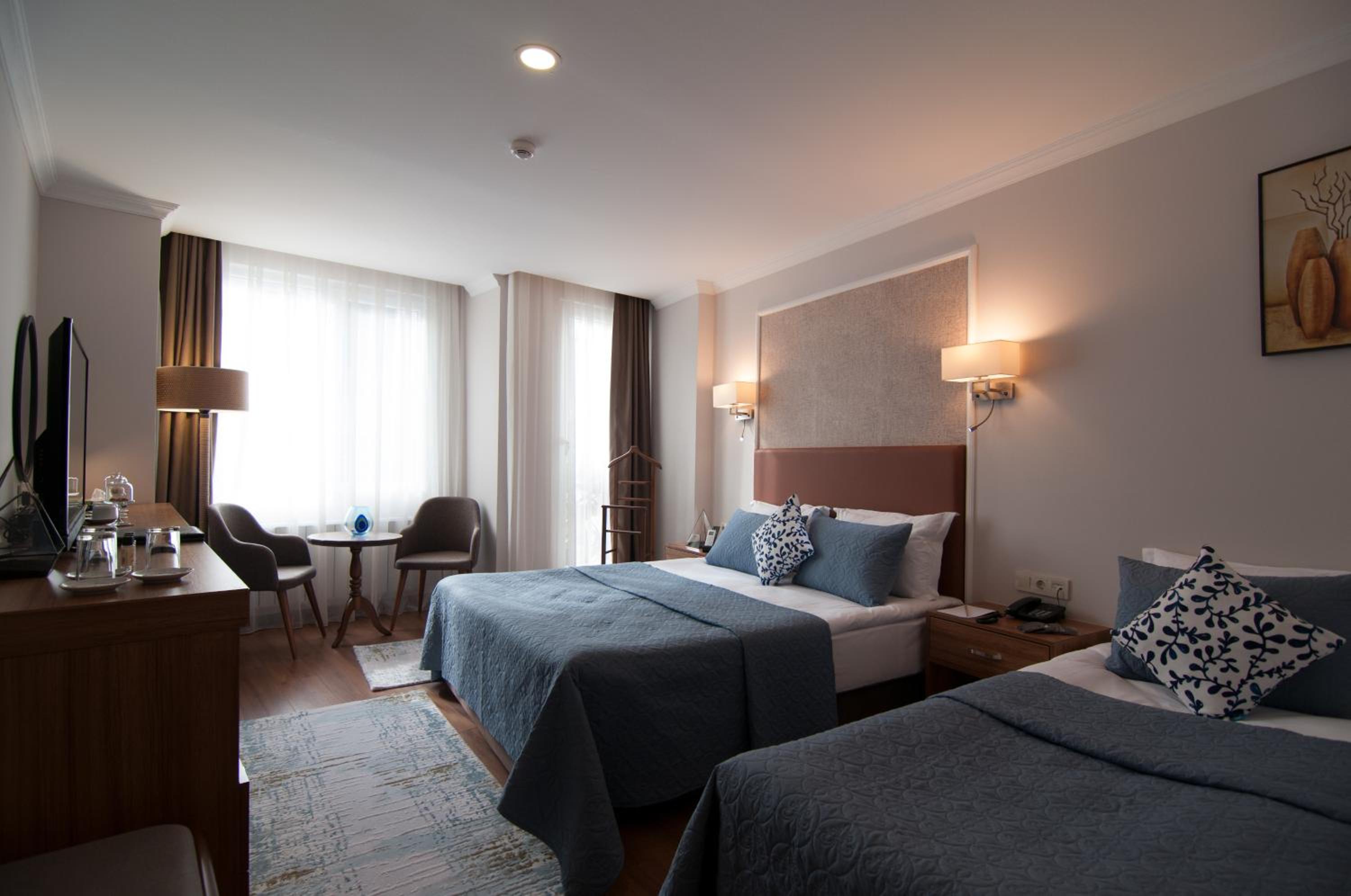 Deluxe Triple Room