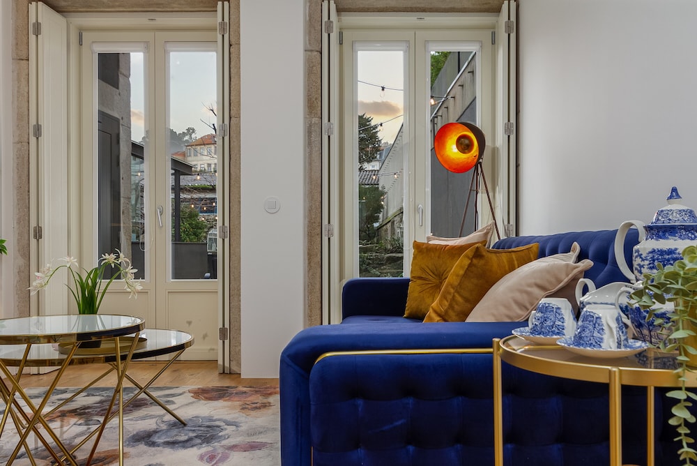 Deluxe Studio Suite