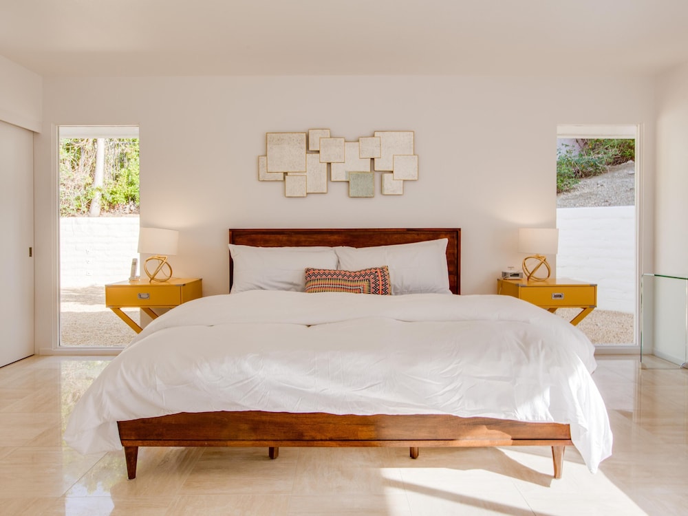 House, Multiple Beds (Blanca Vista)
