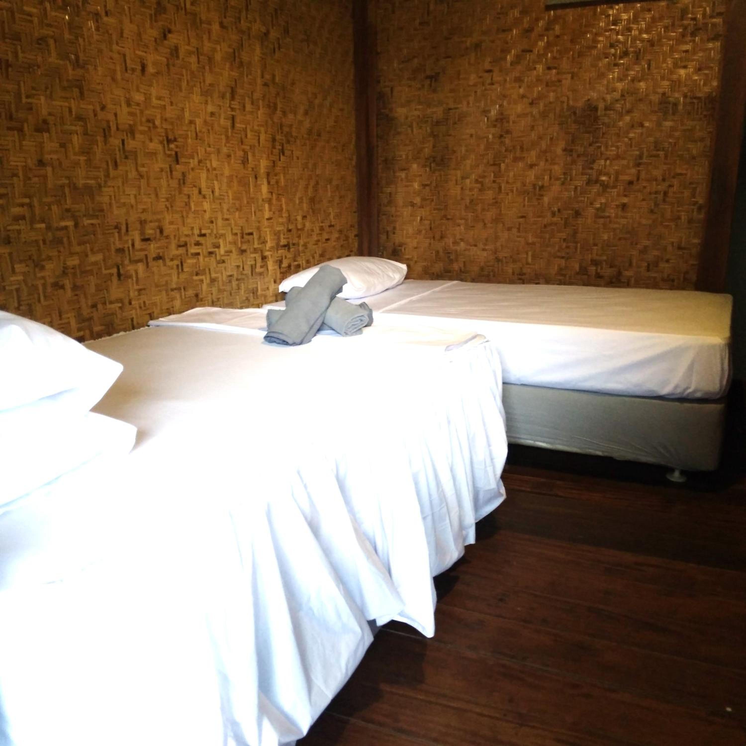 Standard Twin Room with Garden View