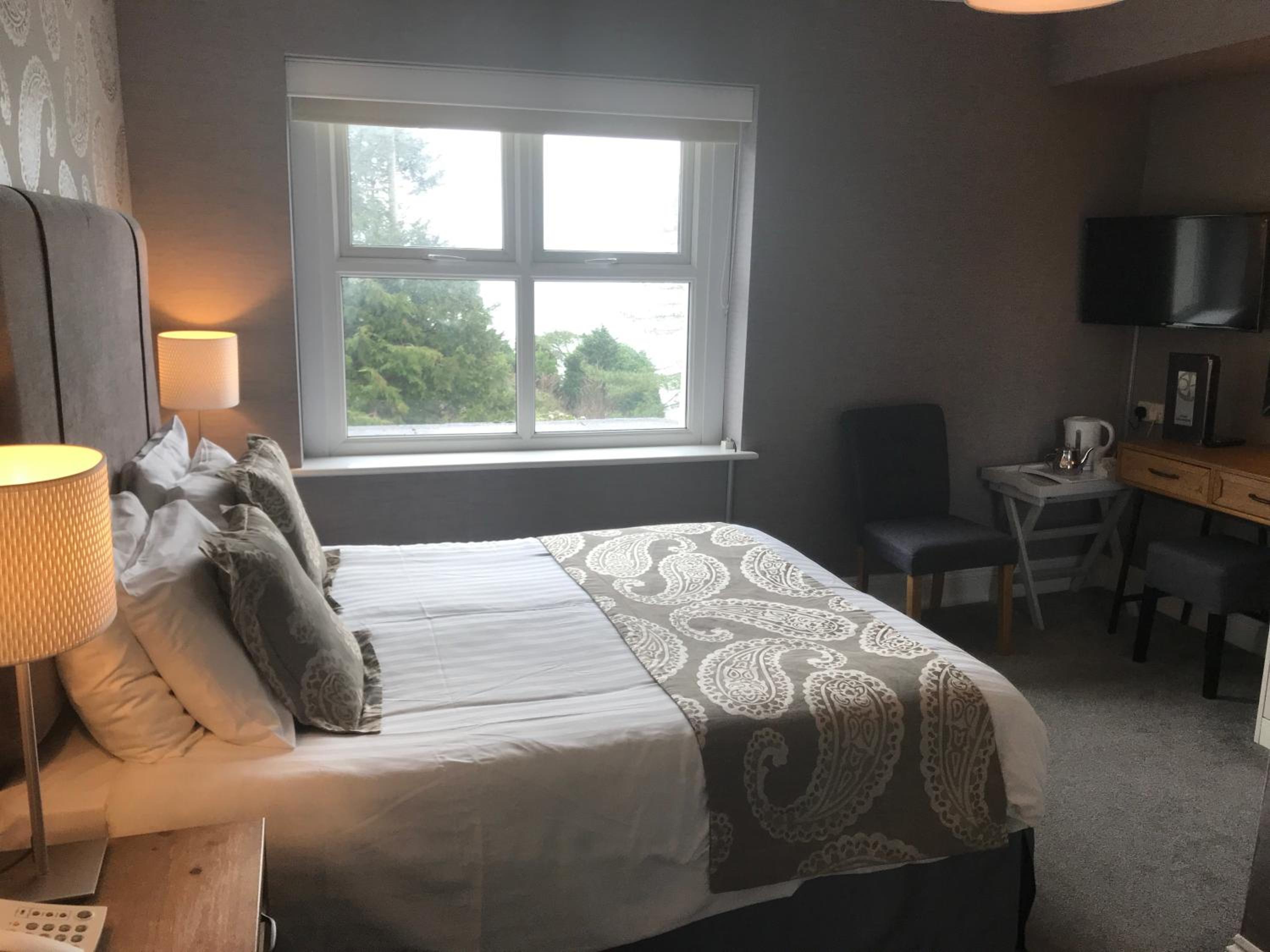 Superior Single Room