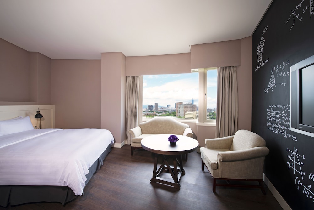 Ntu Museum Program, Superior Double Room