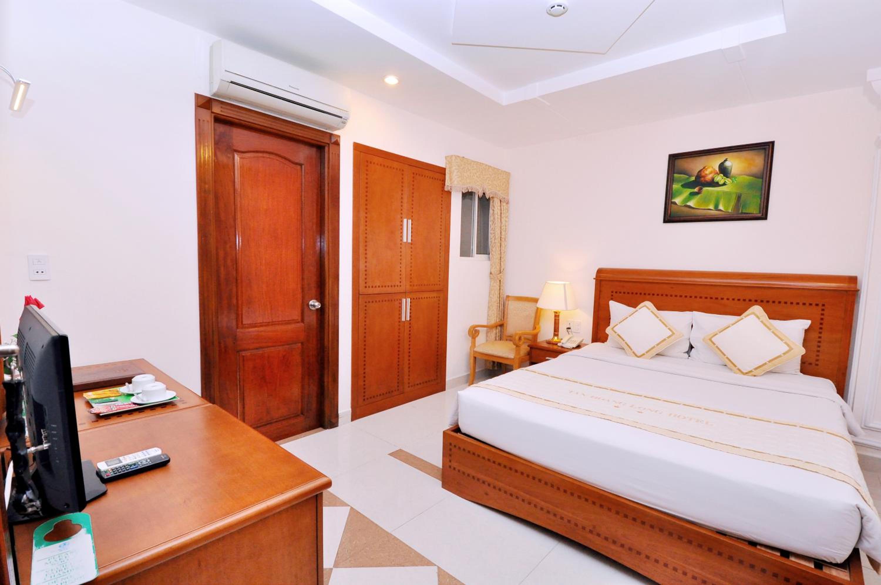 Standard Double Room (No Window)