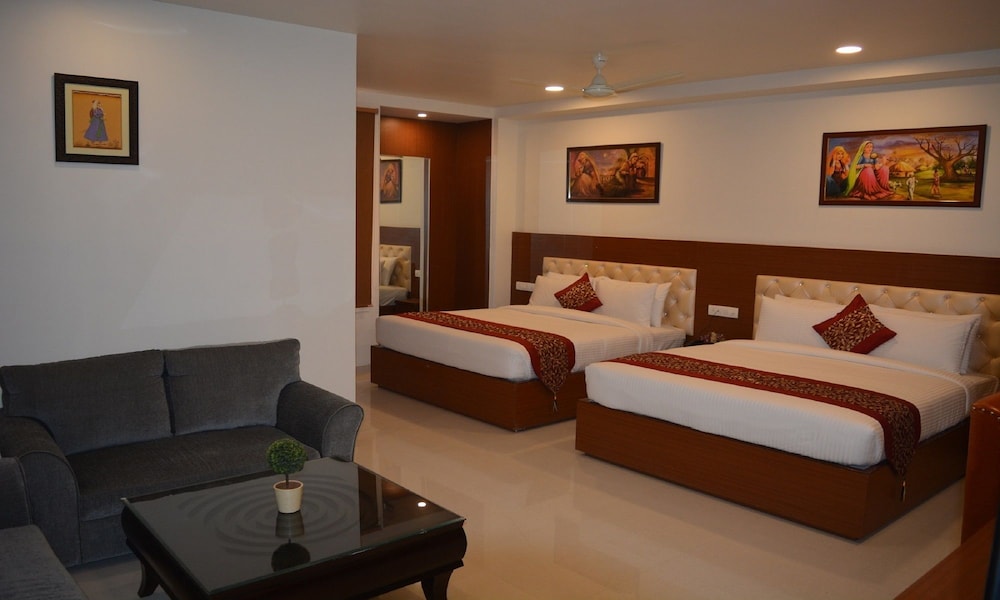 Family Room, Multiple Beds, Non Smoking