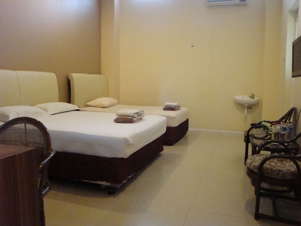 Family Double Or Twin Room