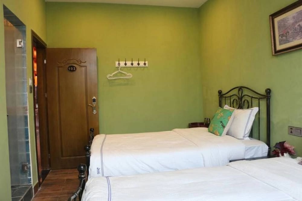 Elite Twin Room