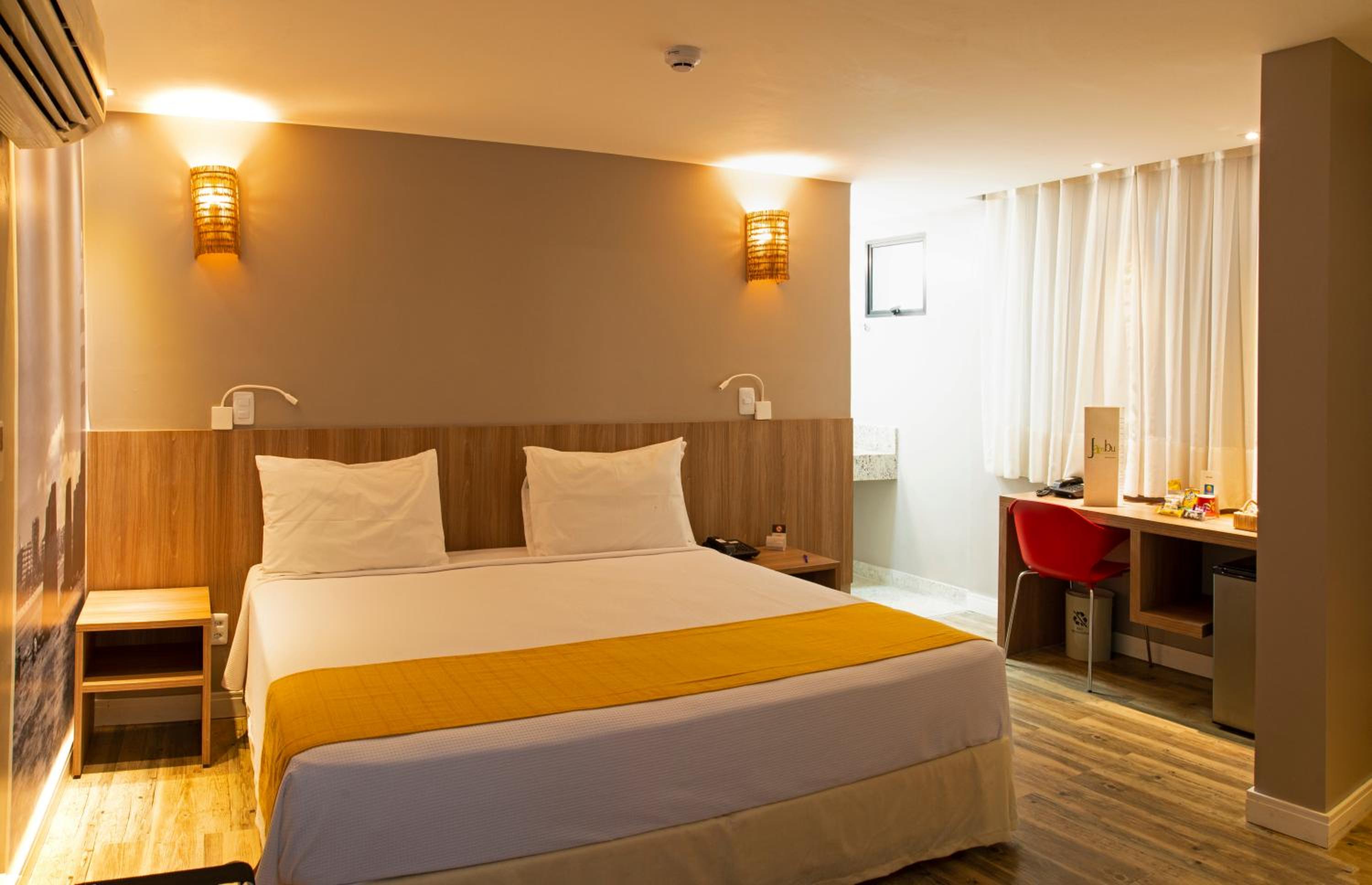 Superior Queen Room