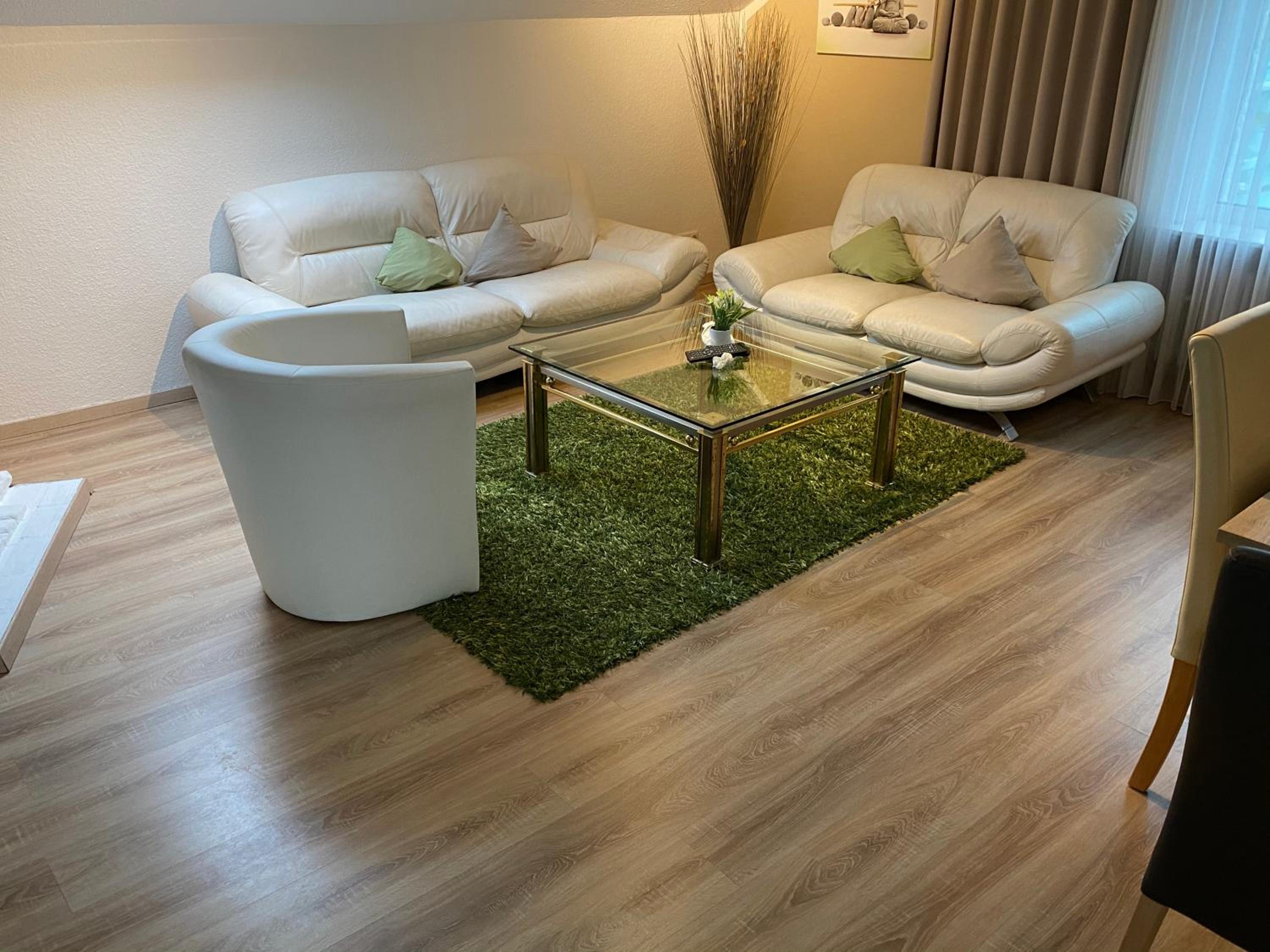 Two-Bedroom Holiday Apartment (6 Adults)