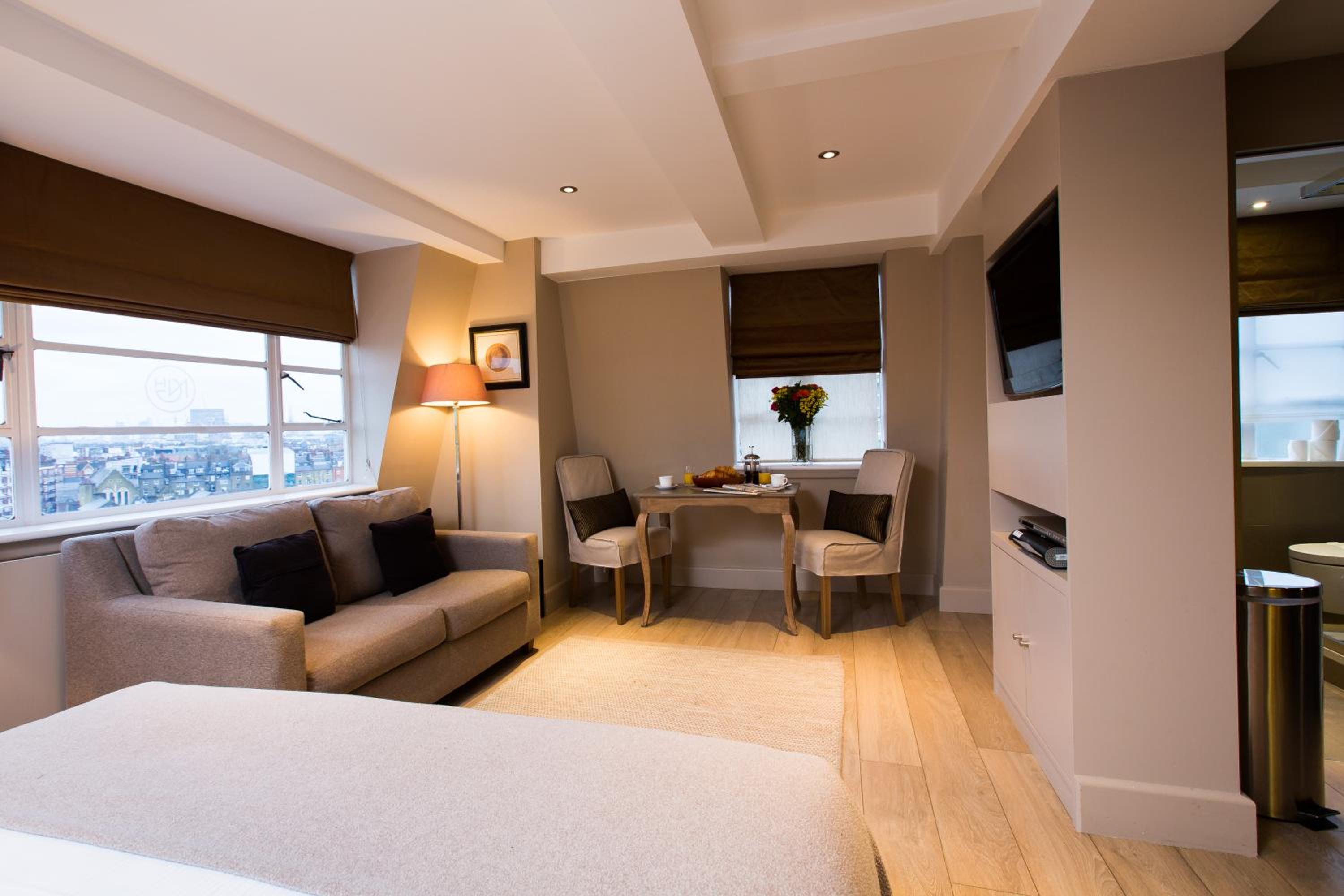 Studio with Sofa Bed