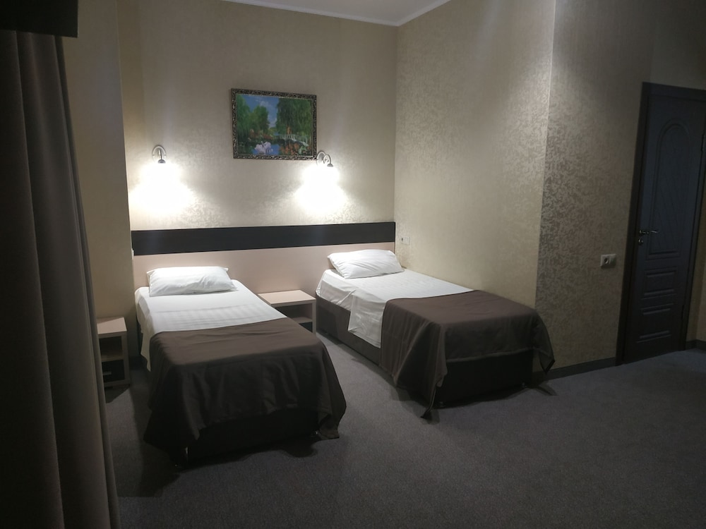Standard Triple Room, Multiple Beds, Non Smoking