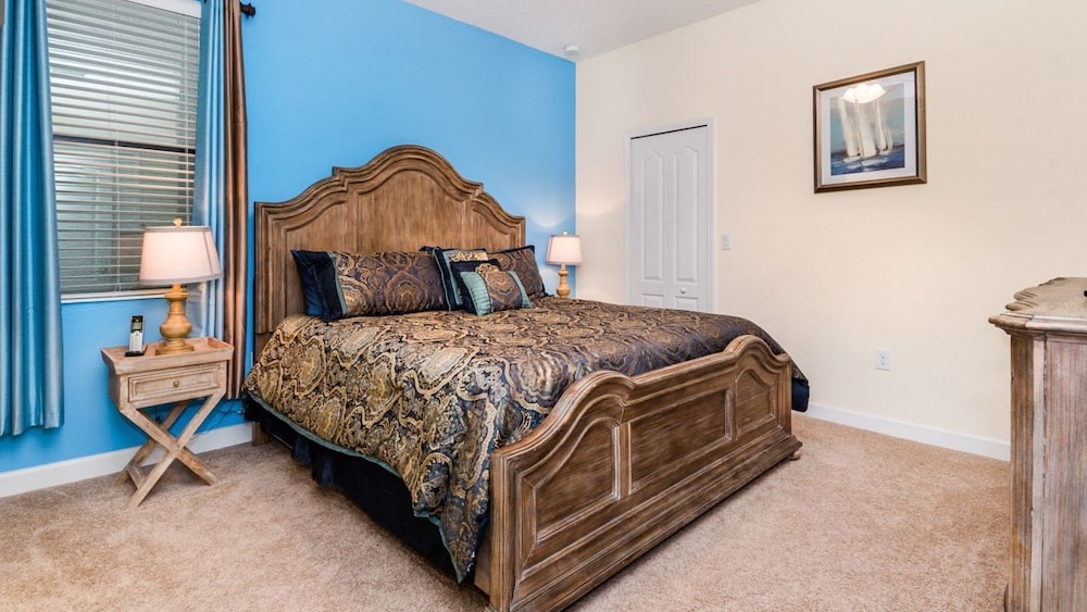 Family Townhome, Hot Tub, Garden Area