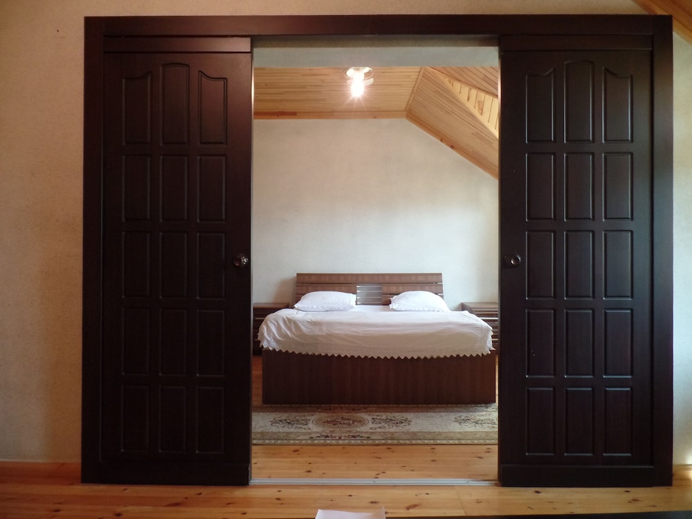 Luxury Suite, Mountain View