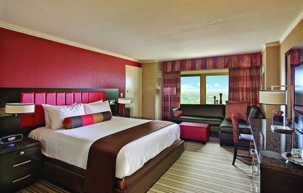 Luxury Room, 1 King Bed, Bay View