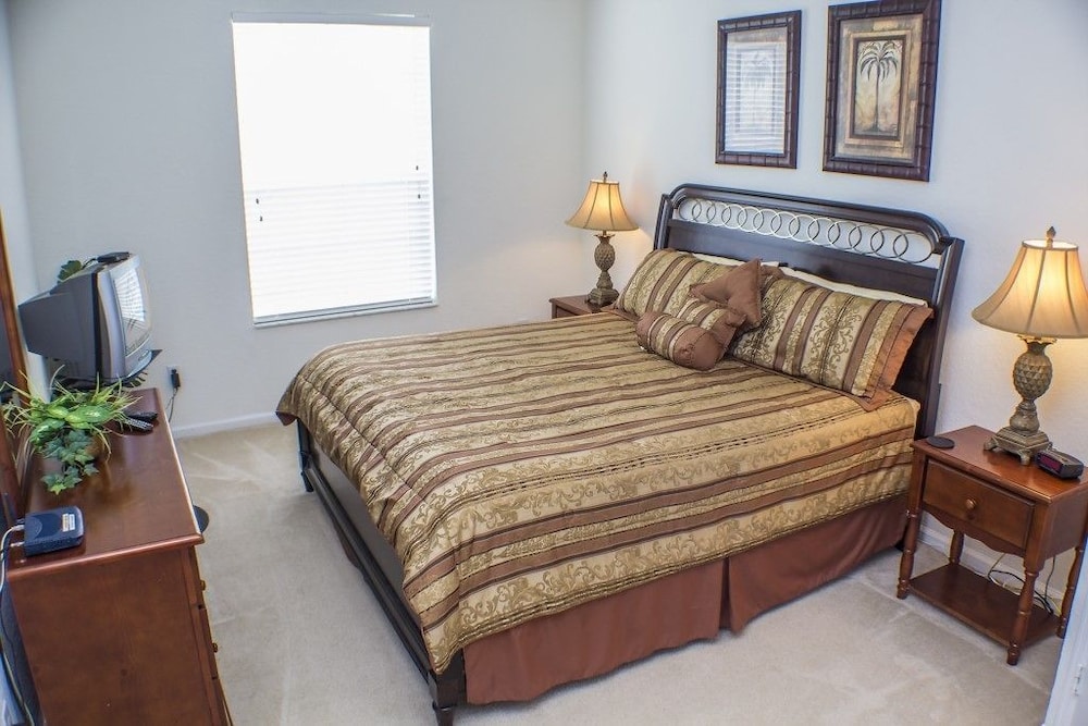 Family Condo, Private Pool, Garden Area