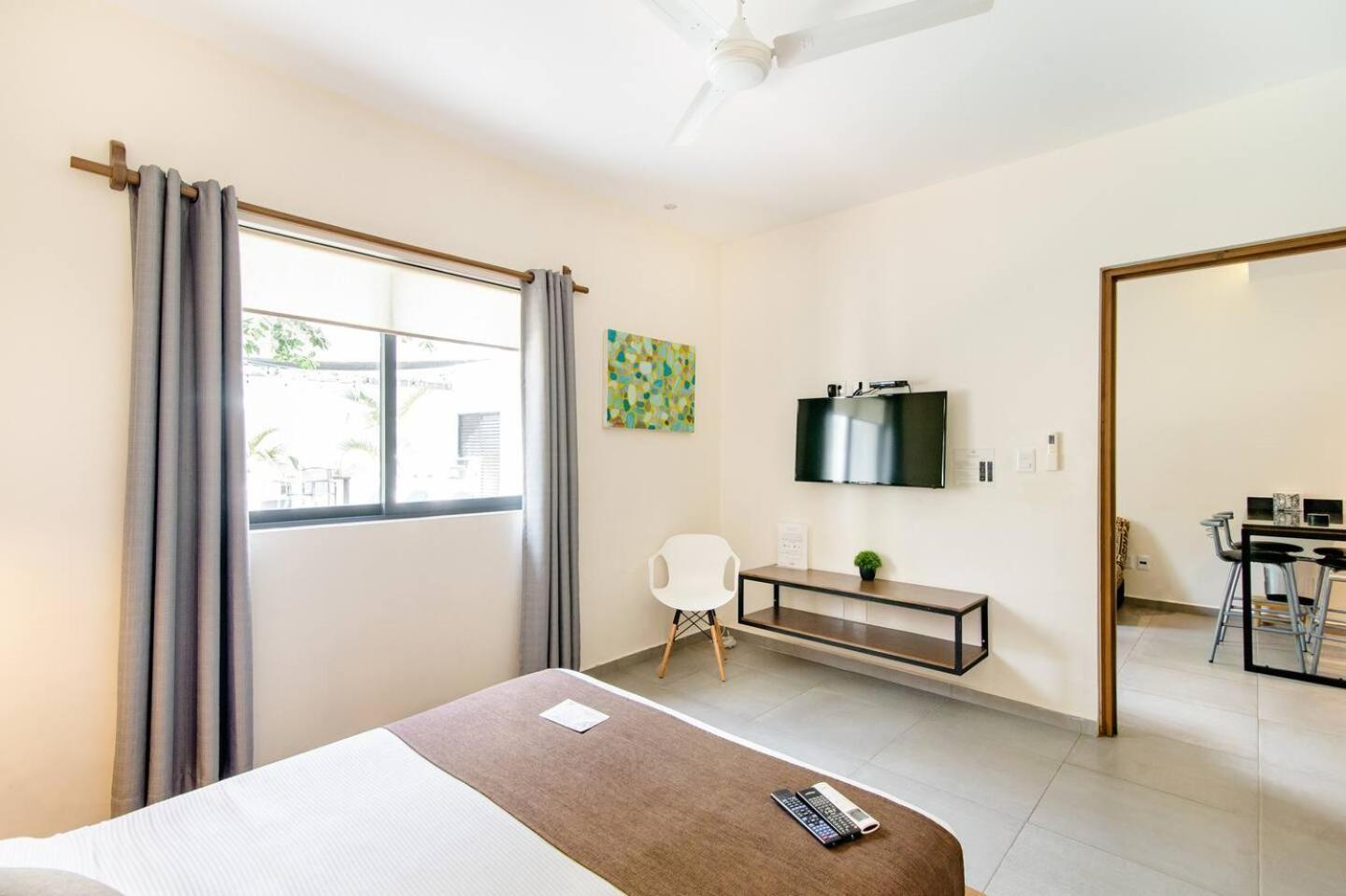 Studio Apartment