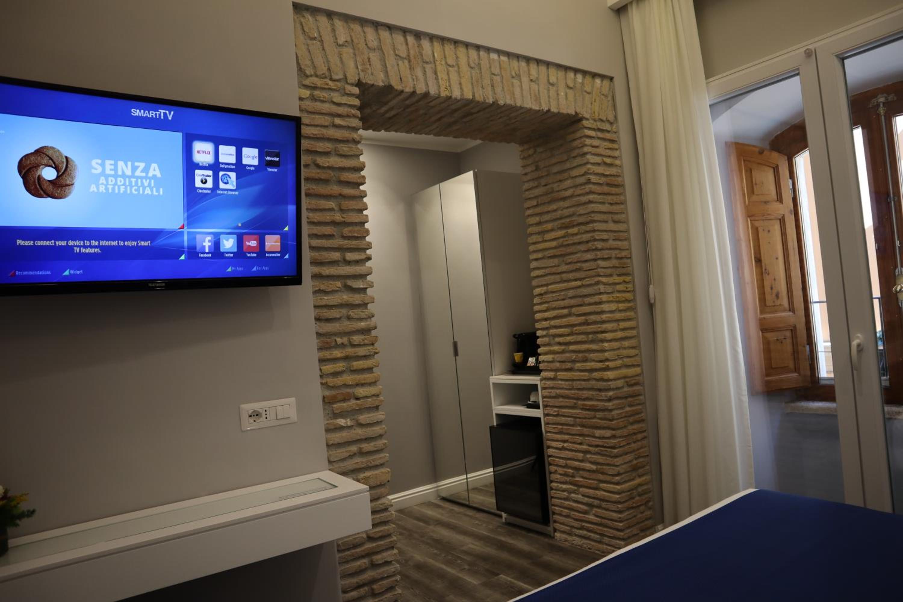 Deluxe Double or Twin Room