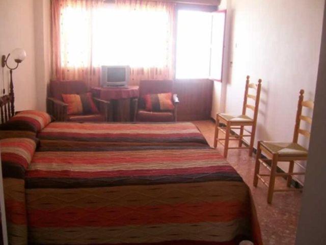 Studio (2 Adults)