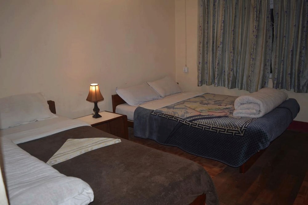 Deluxe Room, 2 Twin Beds, Non Smoking
