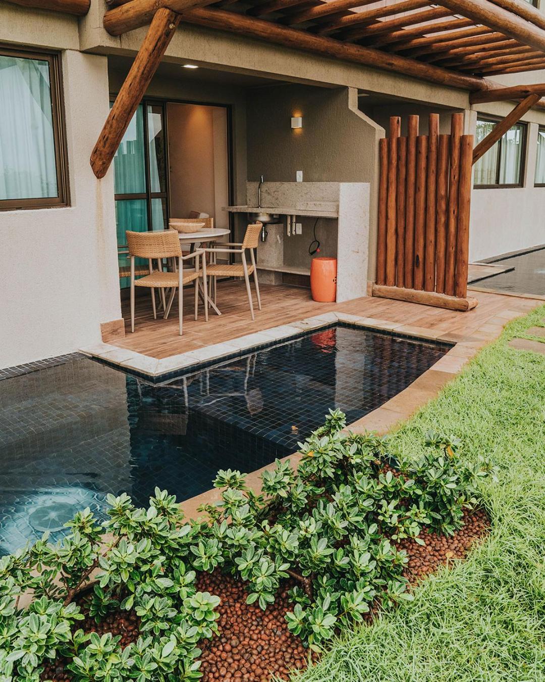 Three-Bedroom Apartment with Ocean View and Private Pool