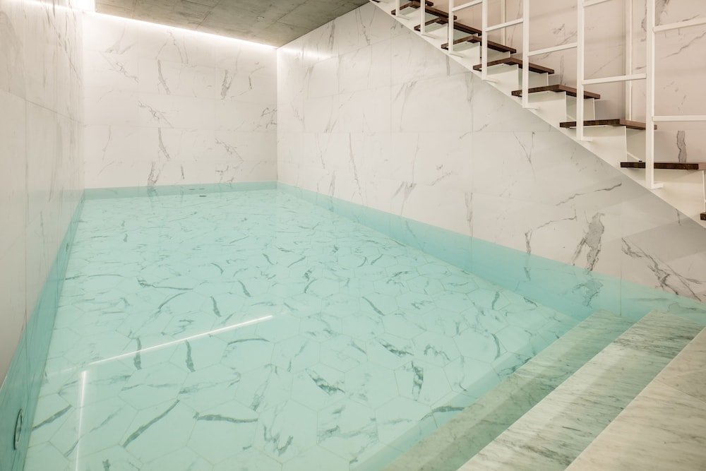 Suite with Pool