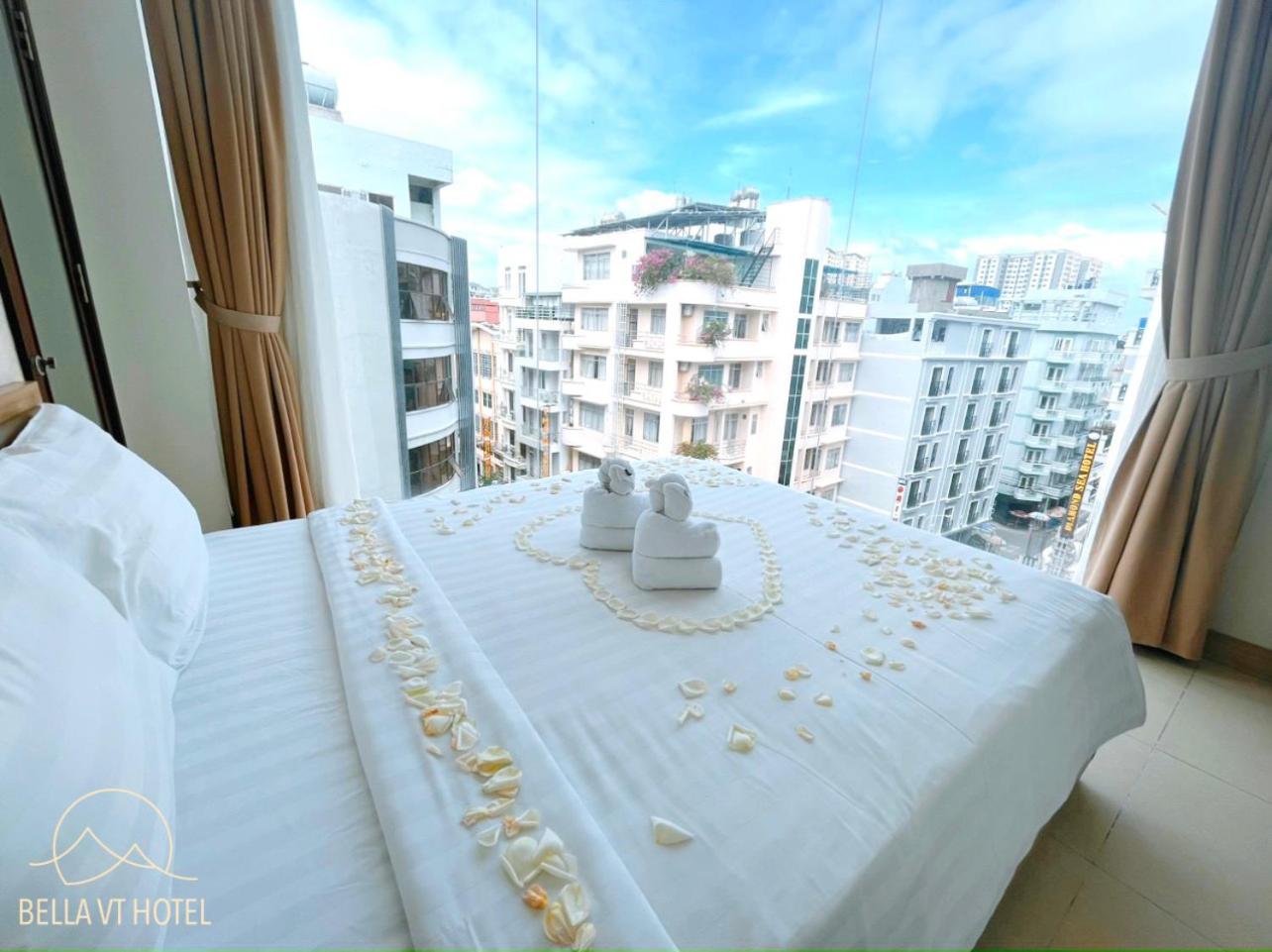 Deluxe Double Room with Castle View