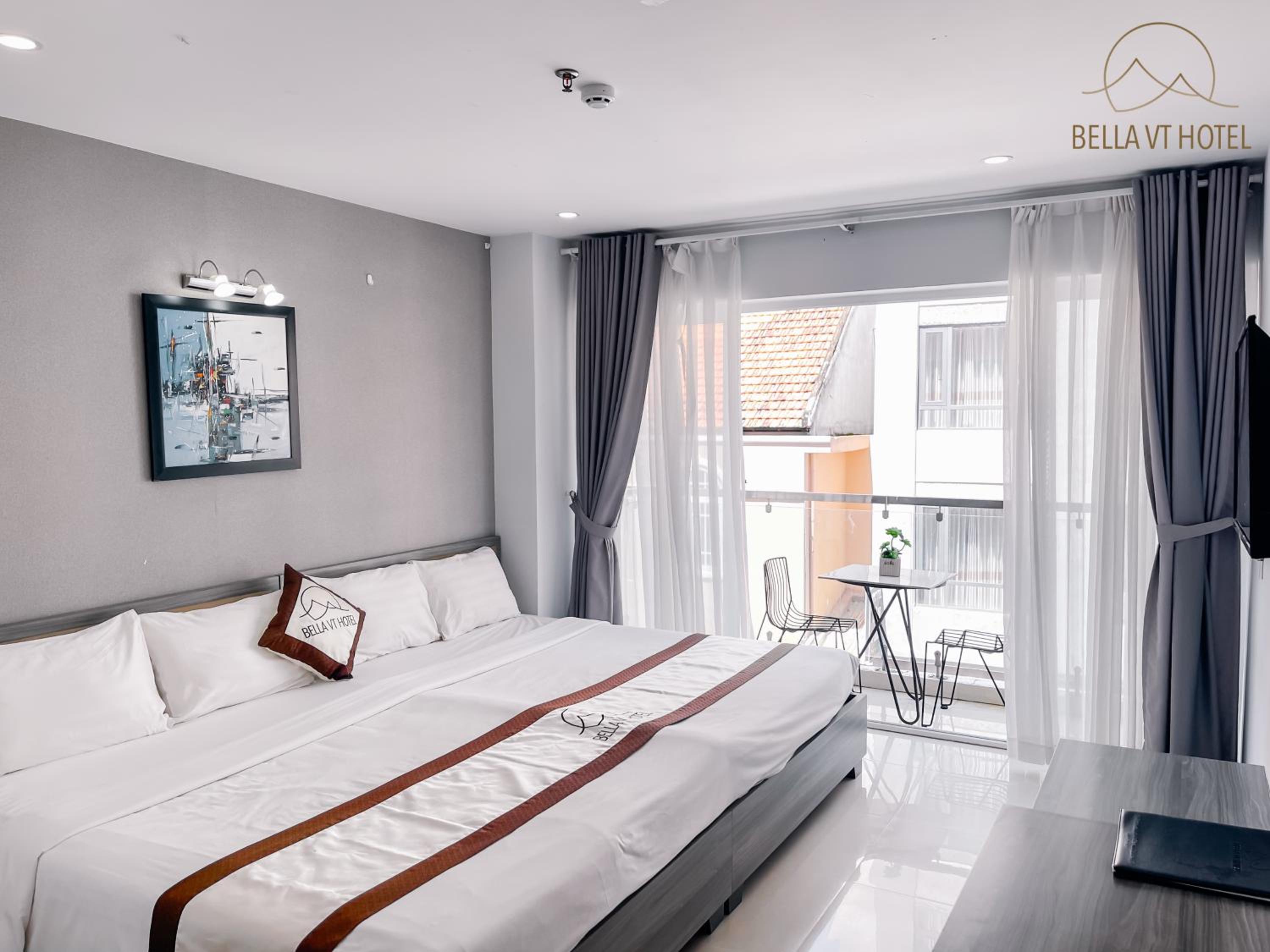 King Room with Balcony