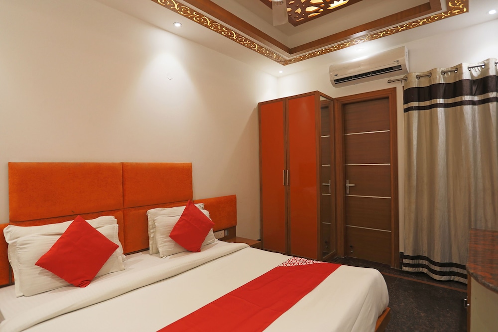 Double Room, 1 King Bed