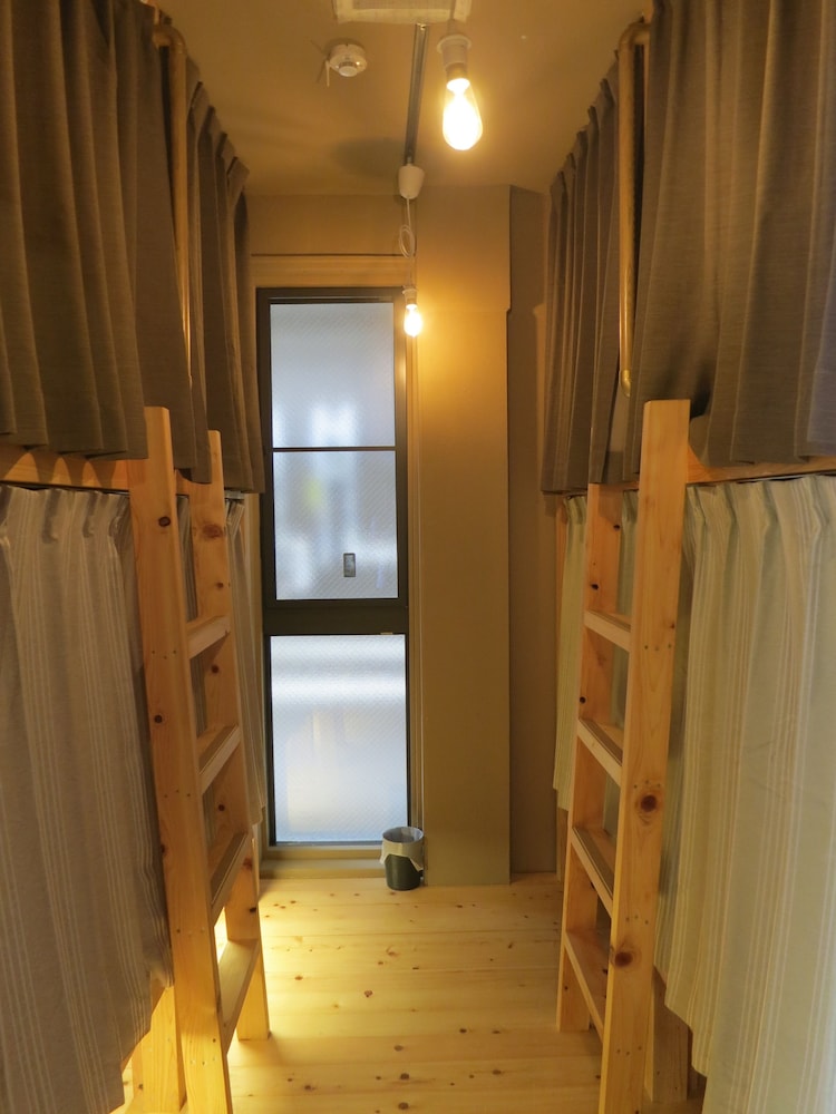 Room for 8 Guests