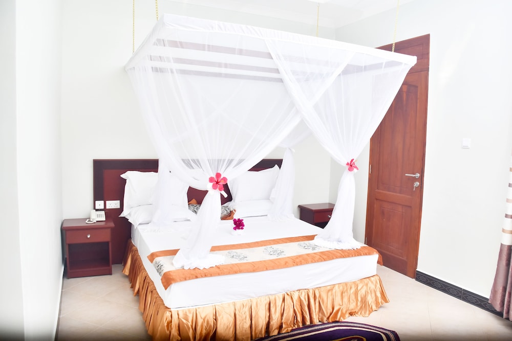 Superior Room, Garden View