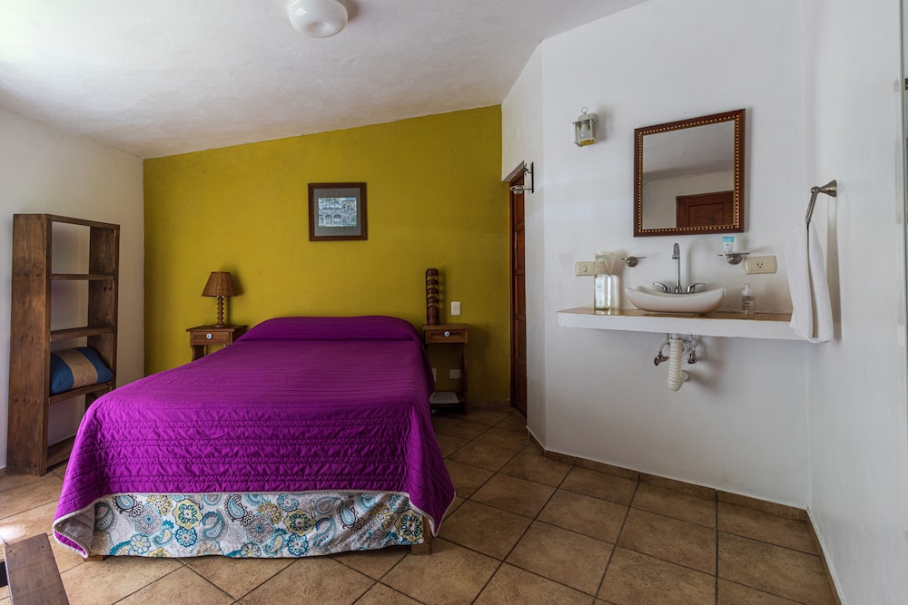 Basic Room, 1 Double Bed, Non Smoking