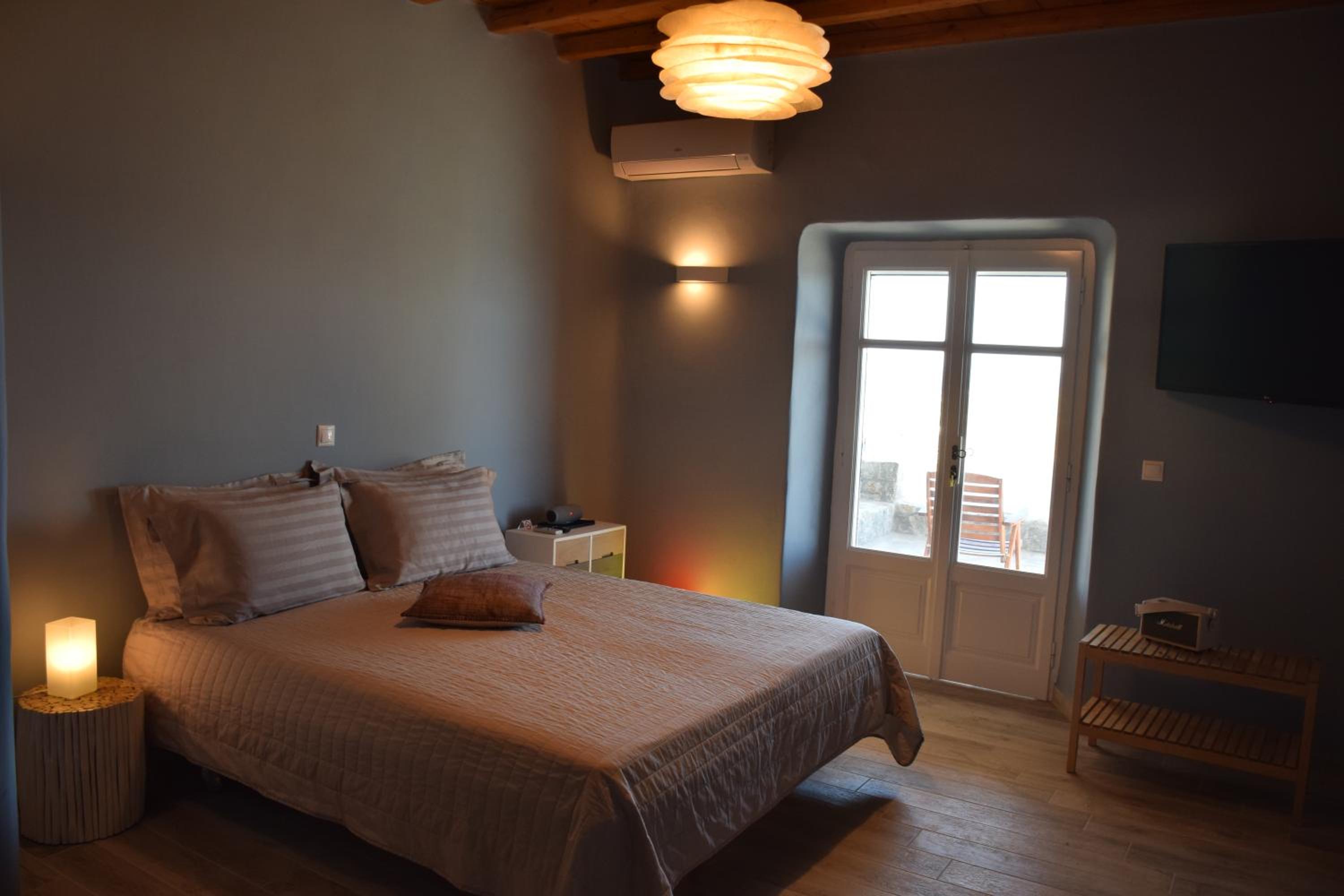 Queen Suite with Sea View