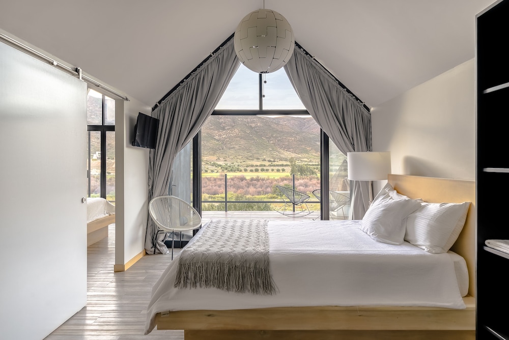 Deluxe Double Room, 2 Bedrooms, Vineyard View