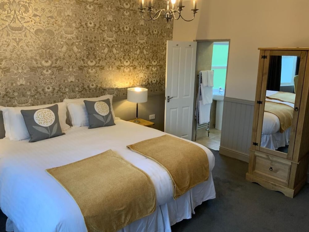 Standard Double or Twin Room, Ensuite