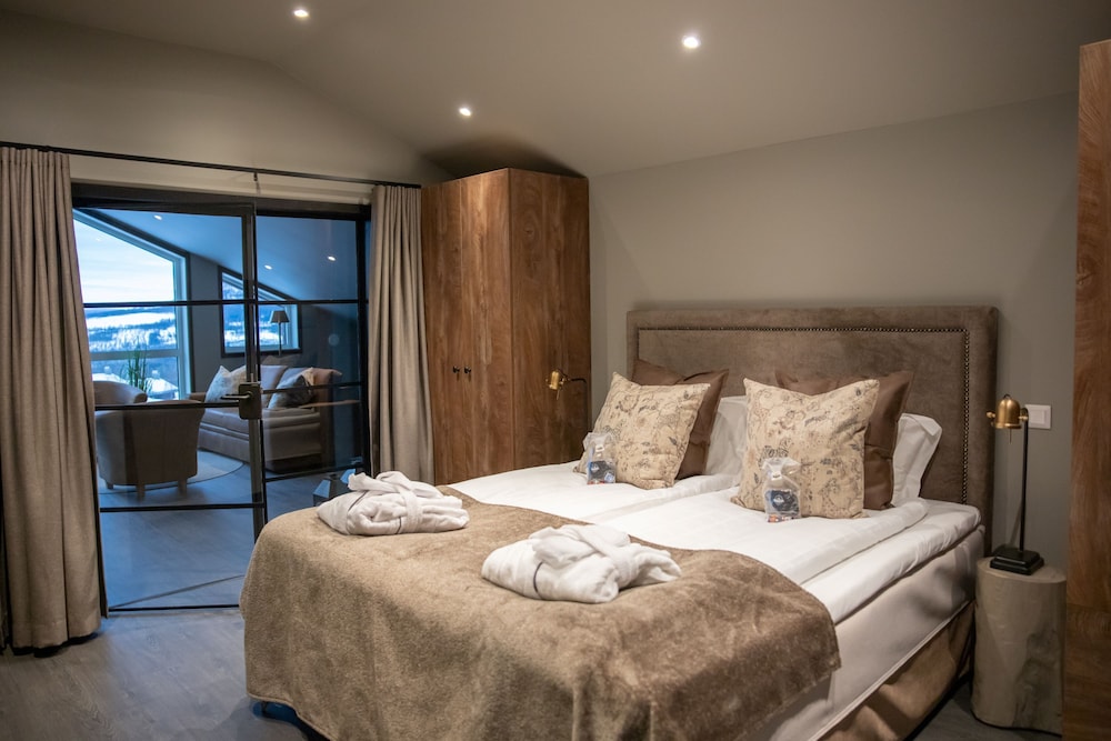 Deluxe Suite, Multiple Beds