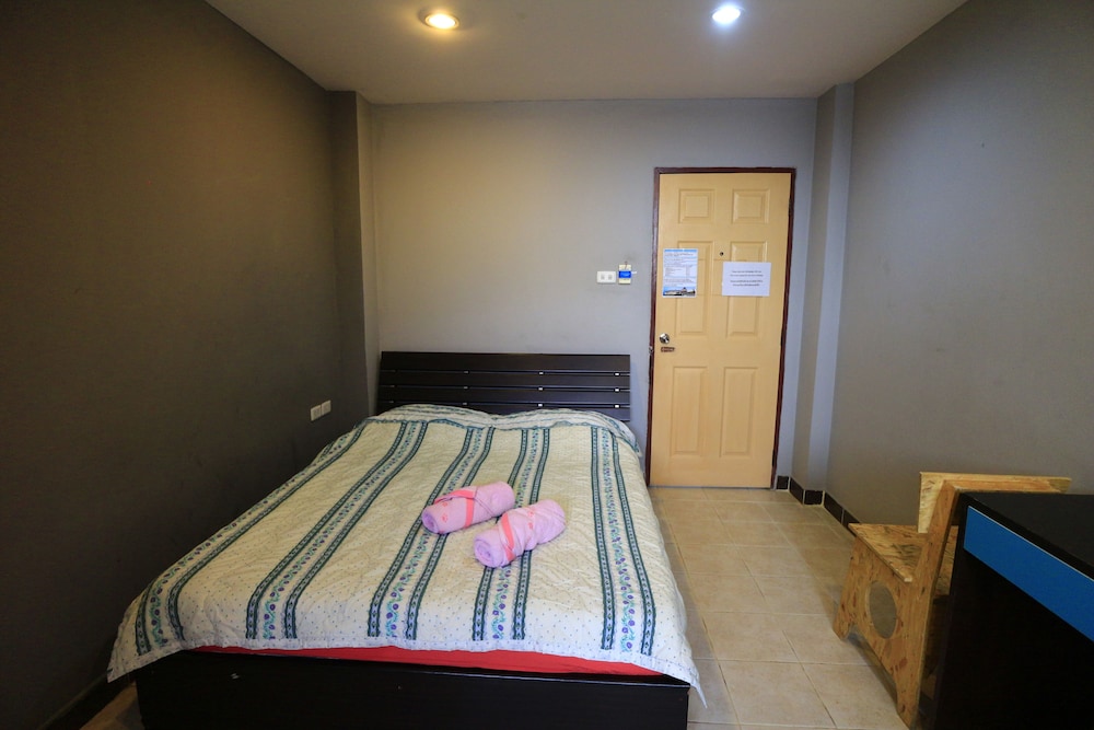 Standard Room With Air Conditioned