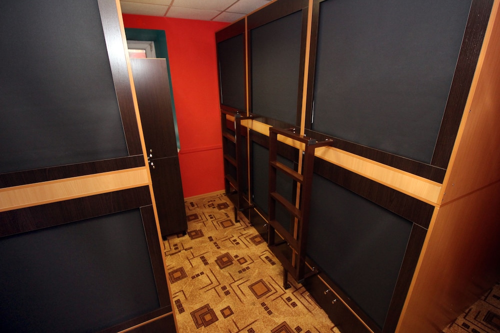 Capsule in 8-capsule dormitory for women