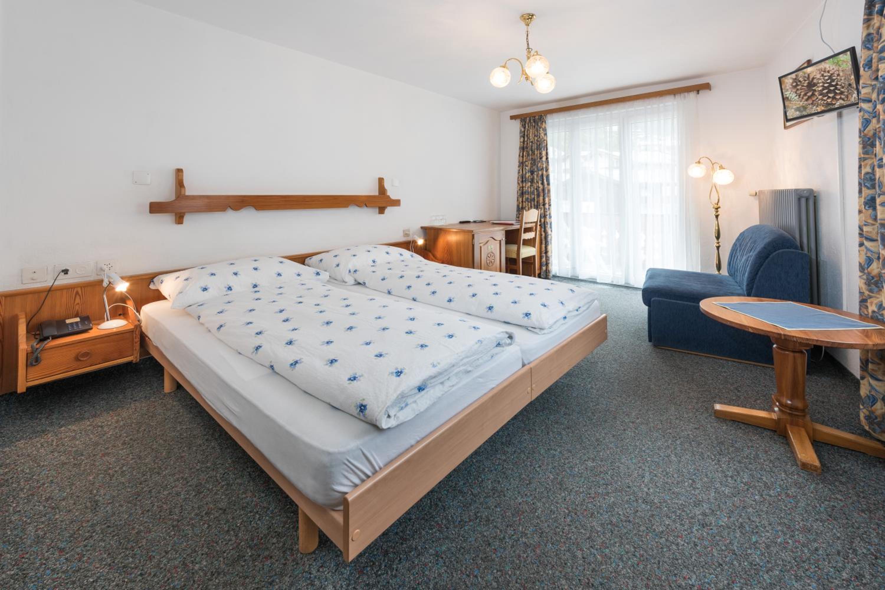 Double Room with Balcony or Terrace and partially Matterhorn View