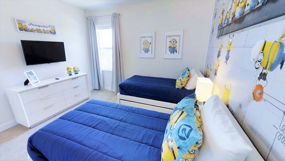 House, 6 Bedrooms