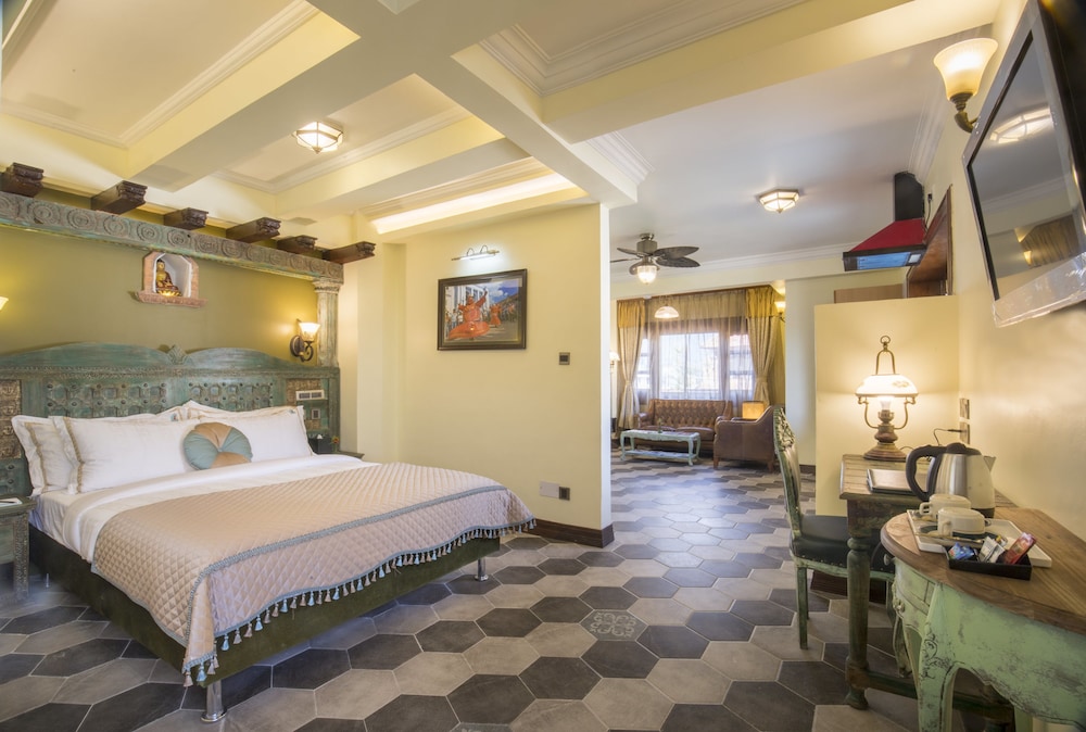 Deluxe Suite, Non Smoking, Bathtub