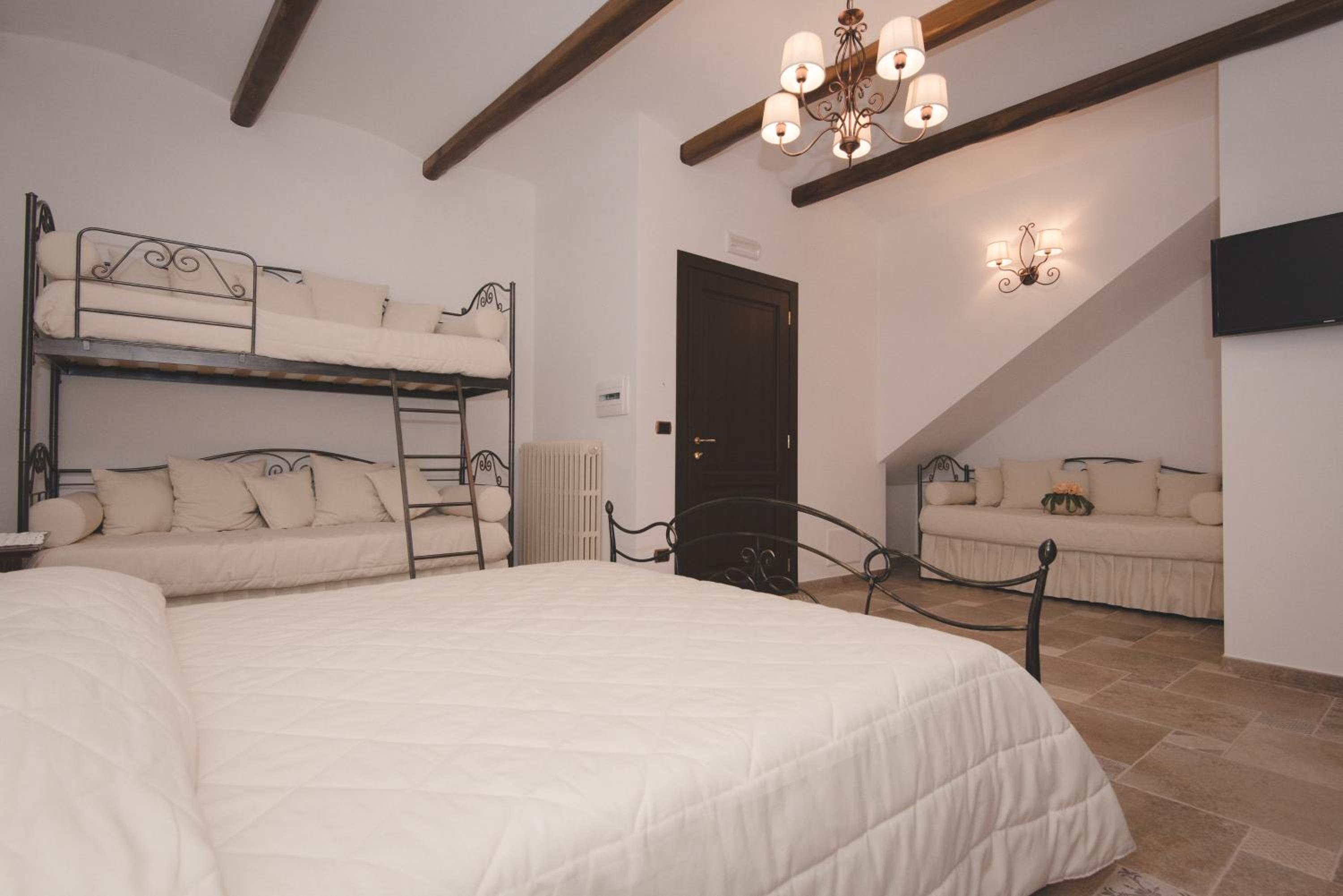 Large Double Or Twin Room