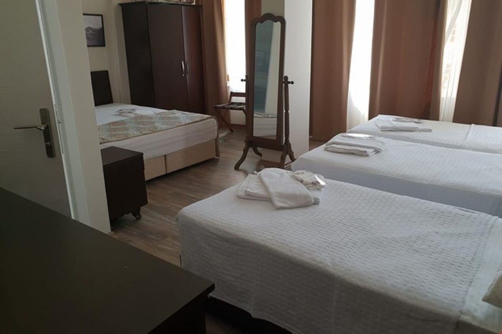 Family Quadruple Room, Garden View, Beachfront
