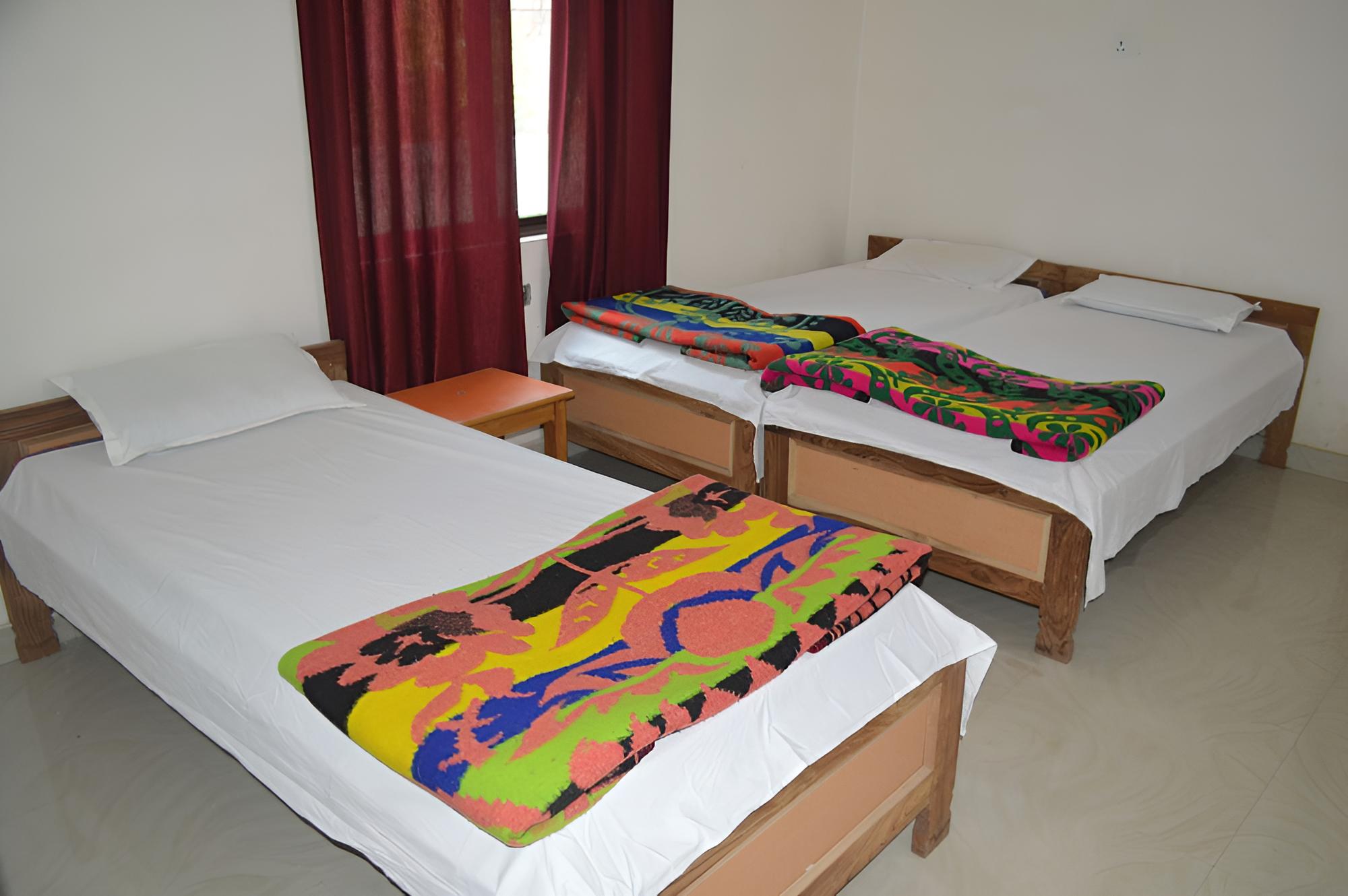 Basic Double or Twin Room, 2 Twin Beds, Non Smoking