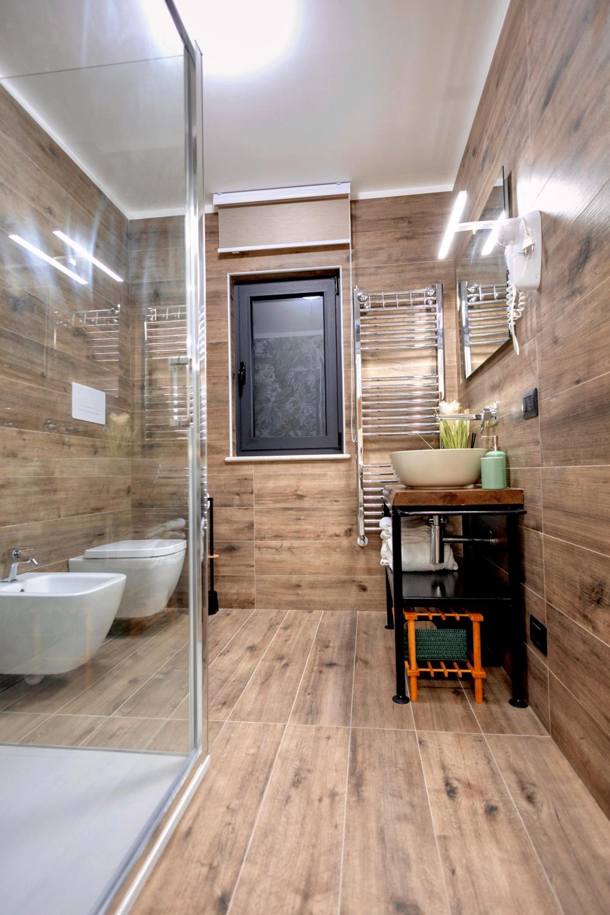 Deluxe Suite with Spa Bath