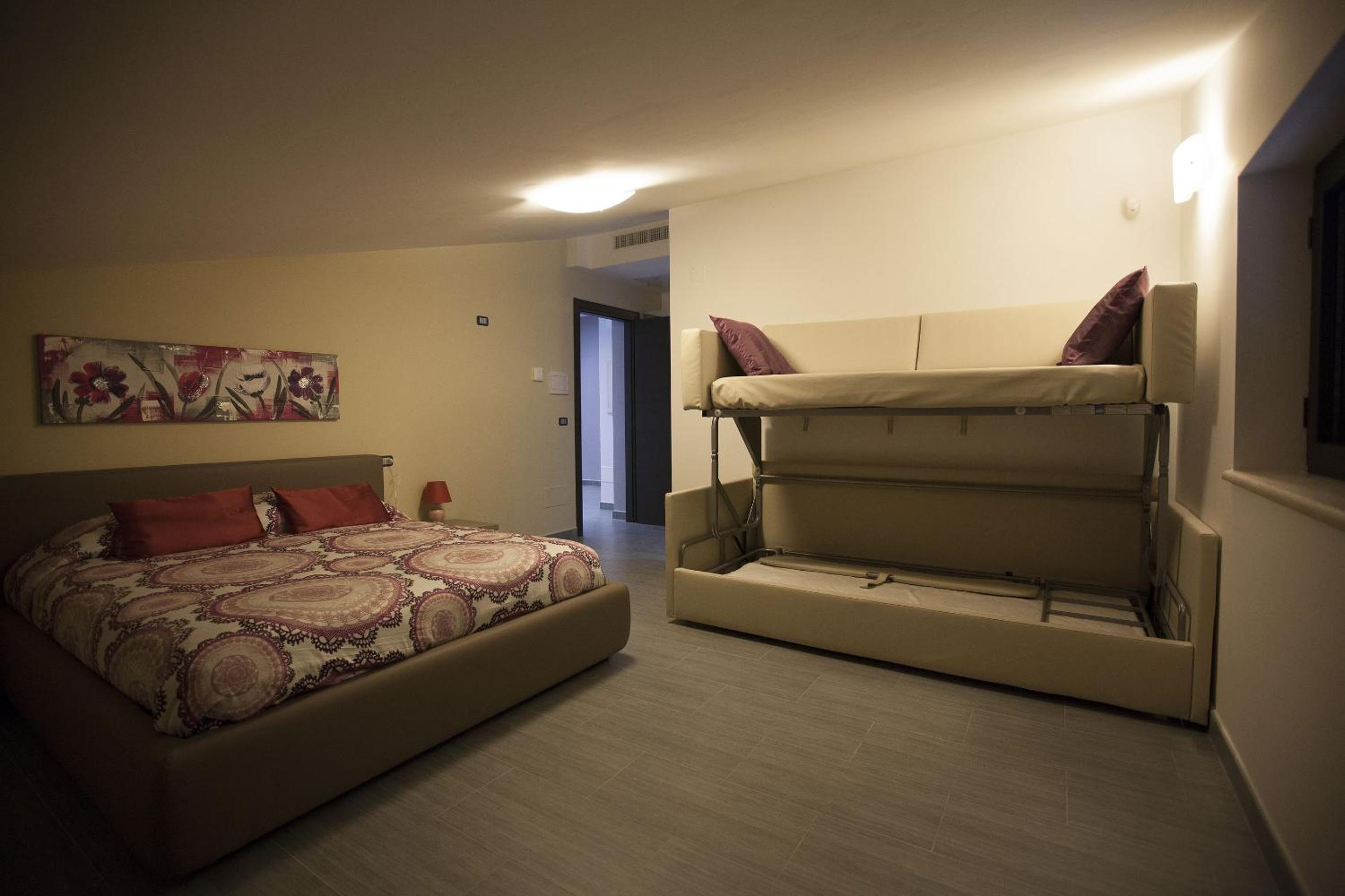 Deluxe Quadruple Room