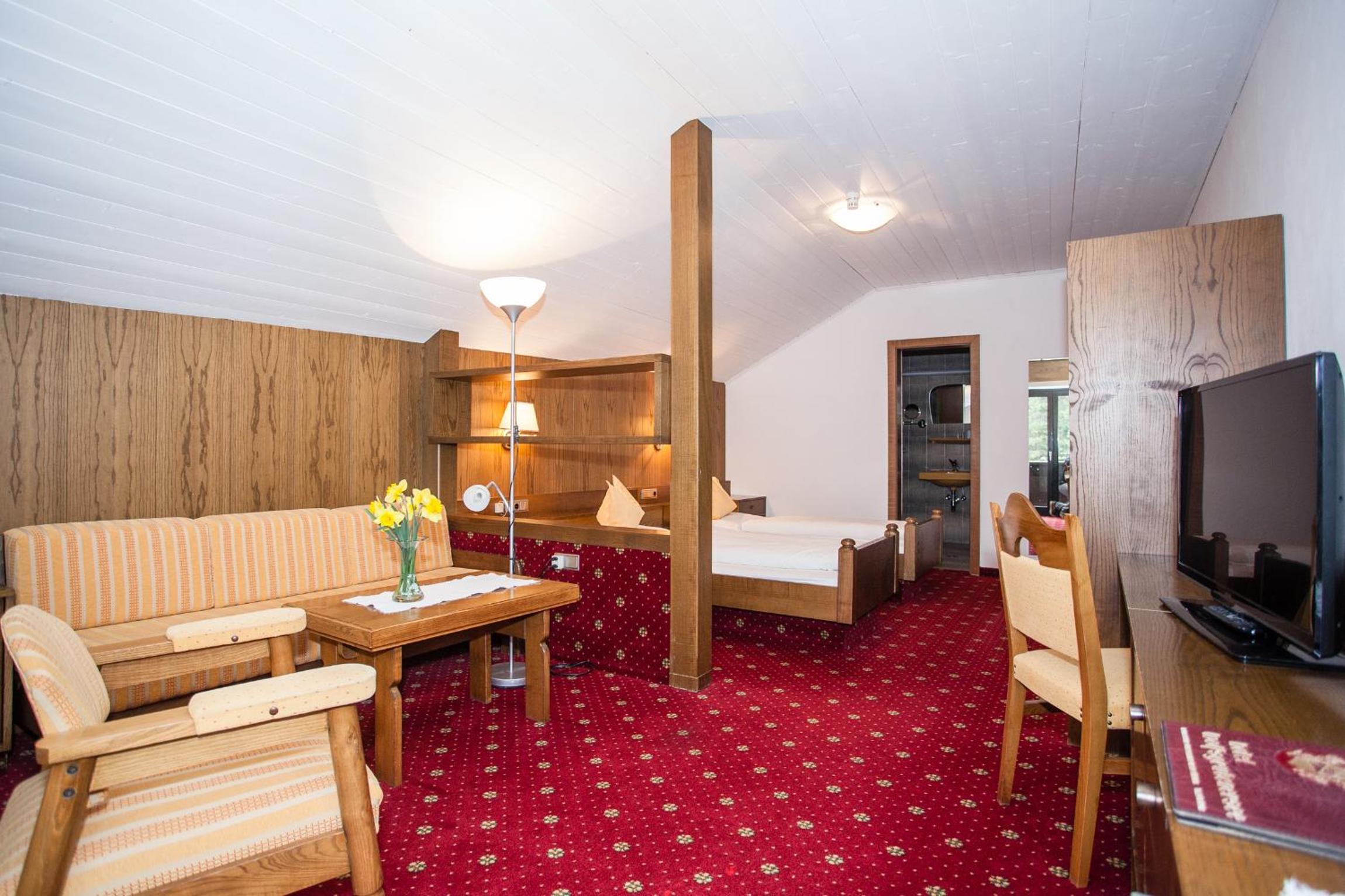 Economy Double or Twin Room